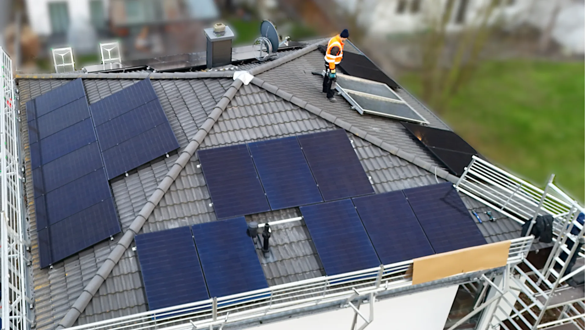 Installation einer Photovoltaikanlage durch Dorfstrom